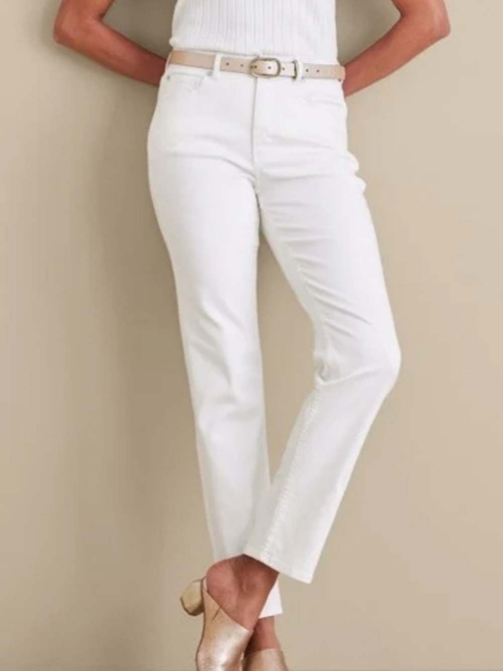 Soft Surroundings Mid Rise Straight Leg Jeans in White